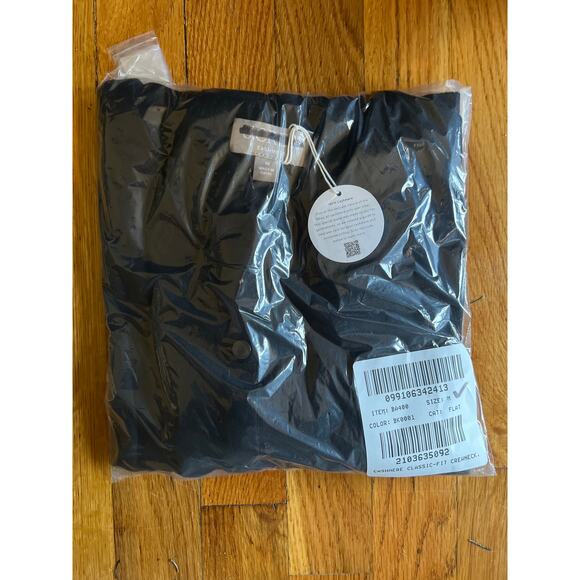 J. Crew Featherweight Cashmere Cardigan in Black NWT Size Medium - Picture 8 of 8